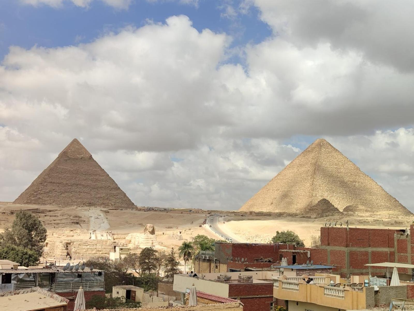 Kafret el-Gabal Narmer Pyramids View מראה חיצוני תמונה