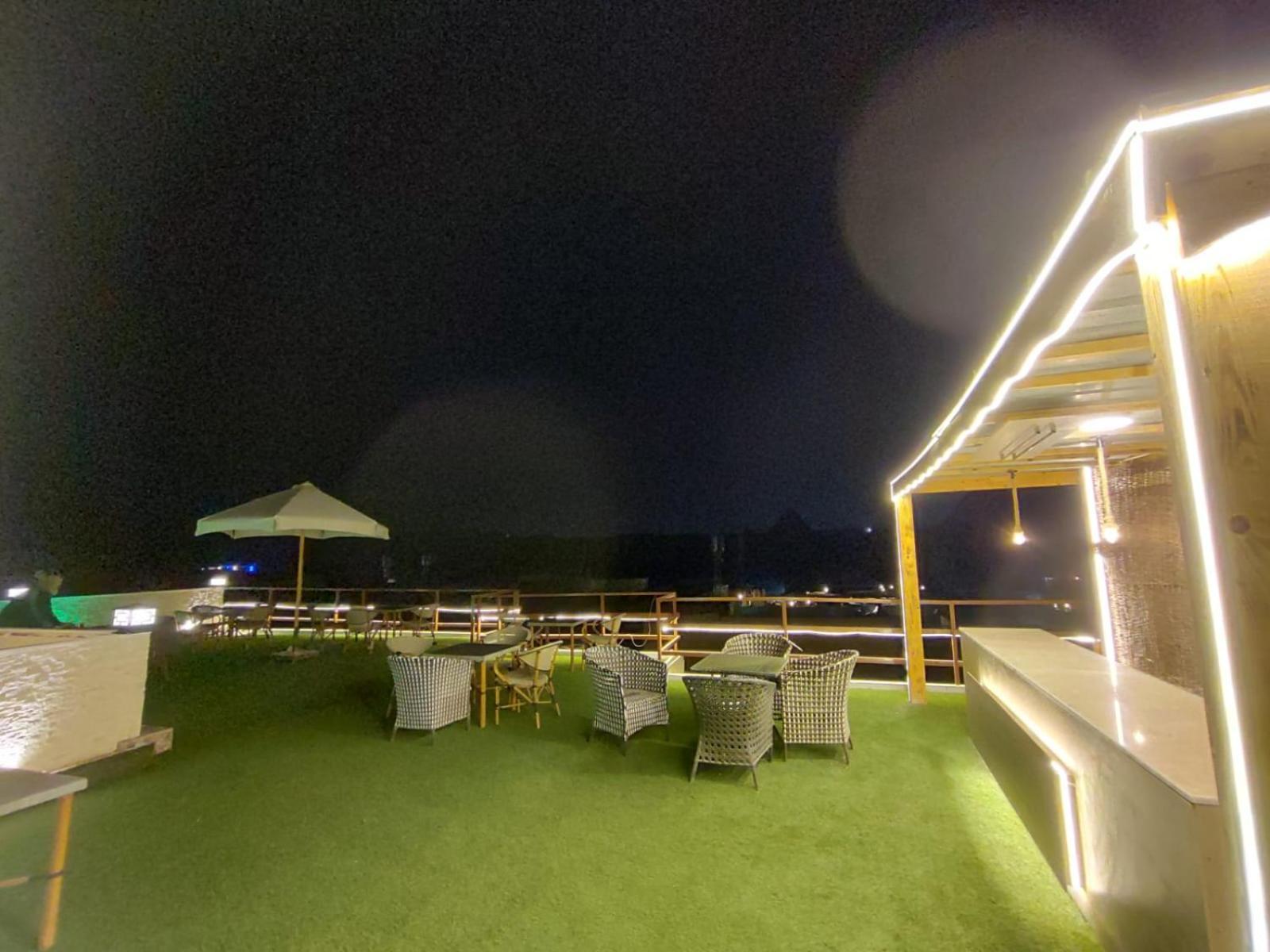 Kafret el-Gabal Narmer Pyramids View מראה חיצוני תמונה